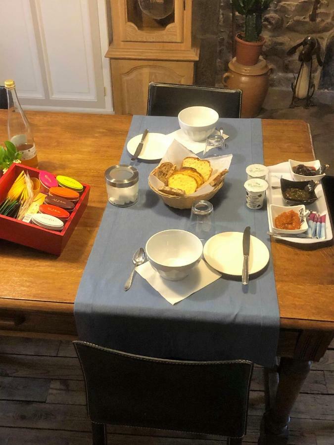 L'Embellie Bed & Breakfast Bertignat ภายนอก รูปภาพ