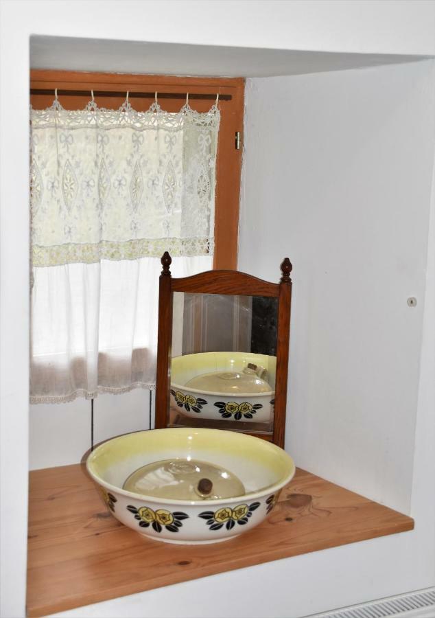 L'Embellie Bed & Breakfast Bertignat ภายนอก รูปภาพ