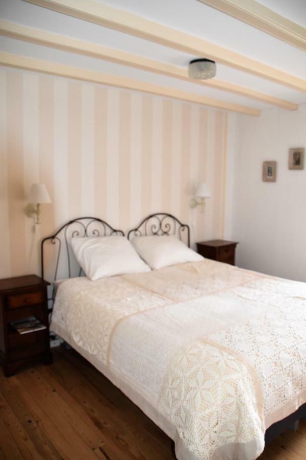 L'Embellie Bed & Breakfast Bertignat ภายนอก รูปภาพ